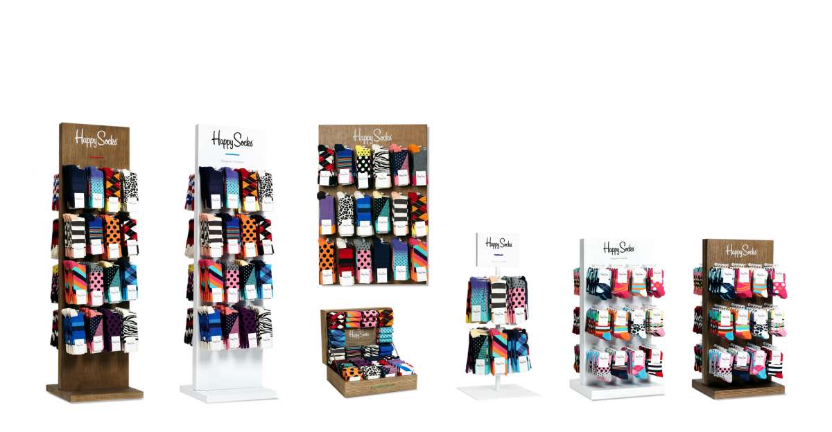 gate8-happy-socks-display-family-7c1ed3aaaf8f859e29d9425212a8902d