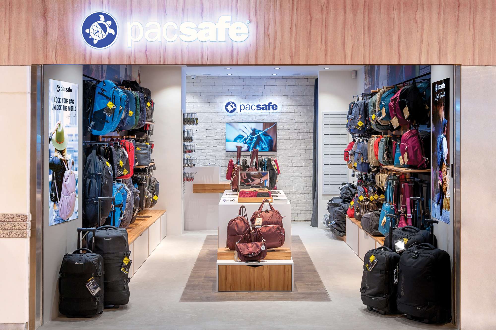 Pacsafe brand online